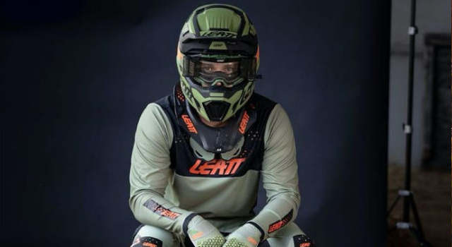 Motocross und Enduro Parts, Bekleidung & Technik Motocross-Enduro